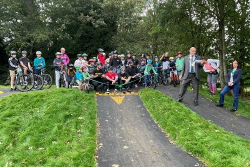 2023-goldwell pump track group shot